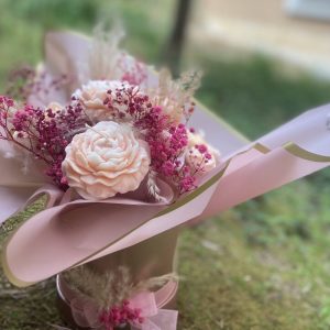 Özel tasarım pembe soft şakayık mum